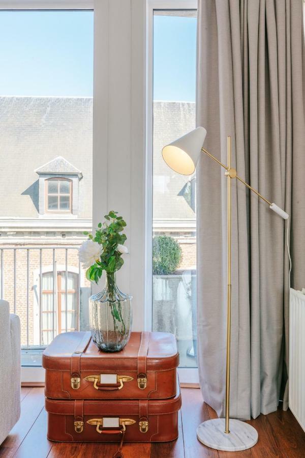 Appartamento Luxury Apart' Mons City Center With Terrace Esterno foto
