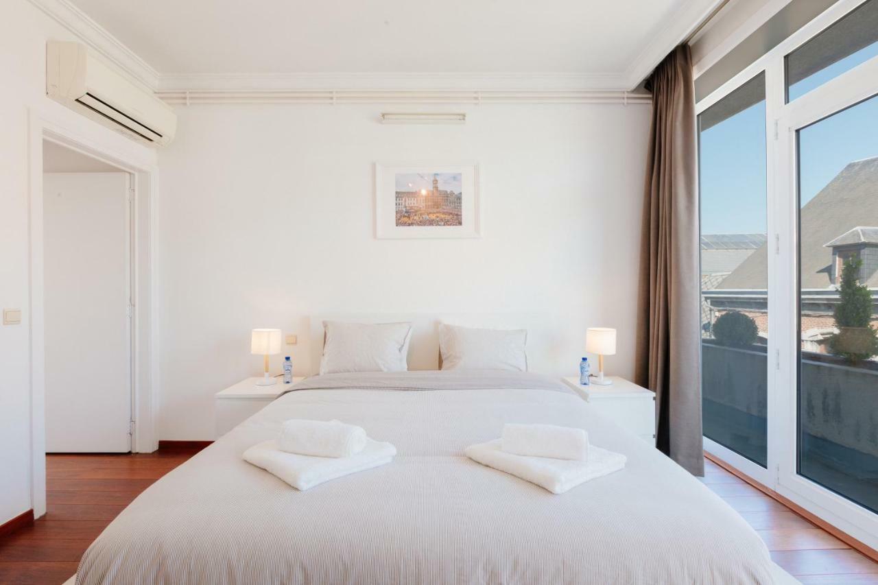 Appartamento Luxury Apart' Mons City Center With Terrace Esterno foto